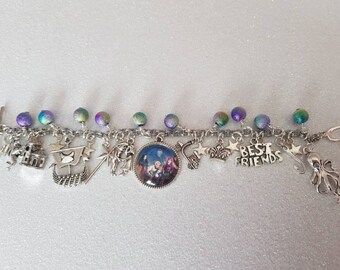 Descendants bracelet | Etsy