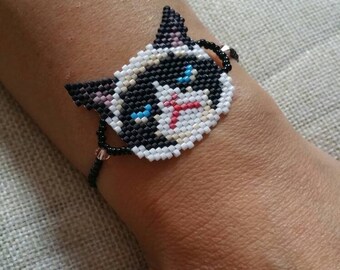 Grumpy cat bracelet