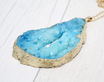 Geode Necklace, Druzy Necklace, Raw Crystal Necklace, Crystal Geode, Druzy Geode Necklace, Druzy Agate Necklace, Gift for Her, Blue Druzy