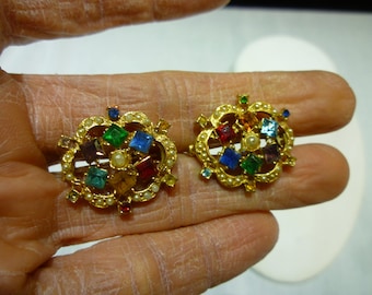 L6 Vintage Multi-Color Rhinestone Pin Set.