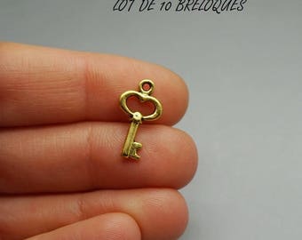 Set of 10 heart key charms gold gilt (S13)