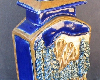 Pet Urn or Keepsake Urn Yosemite Stoneware 20 cubic inch