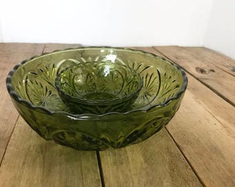 Vintage Anchor Hocking Star Cameo Chip and Dip Bowl Set Avocado Green