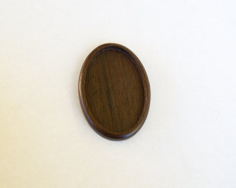Large LIGHT bezel setting fine finished hardwood - Walnut - 34 x 52 mm cavity - (A603c-W)