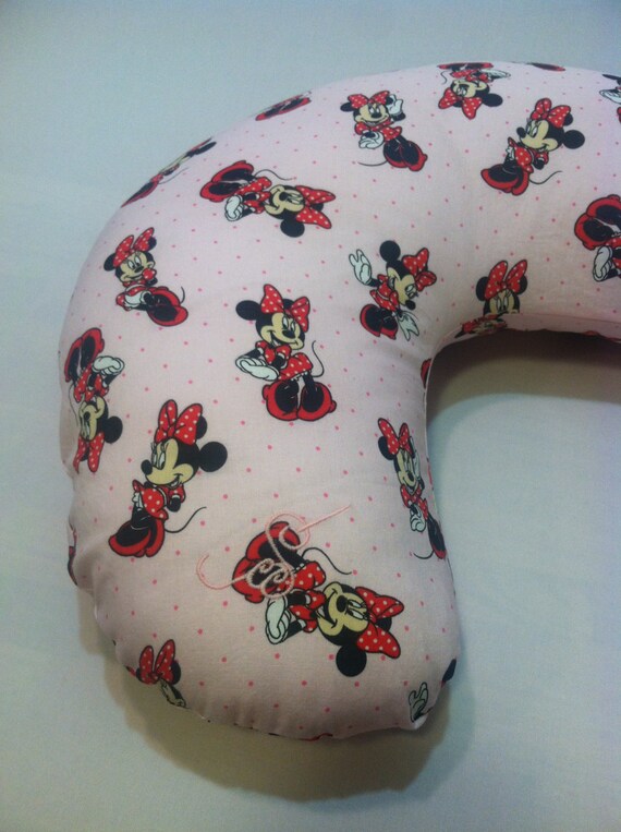 minnie mouse boppy