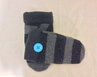 Upcycled warm and soft wool sweater mittens