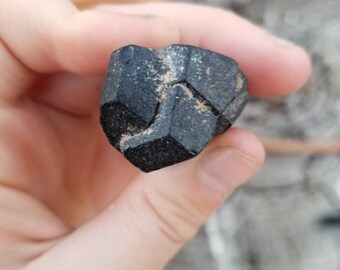 Black schorl (tourmaline)