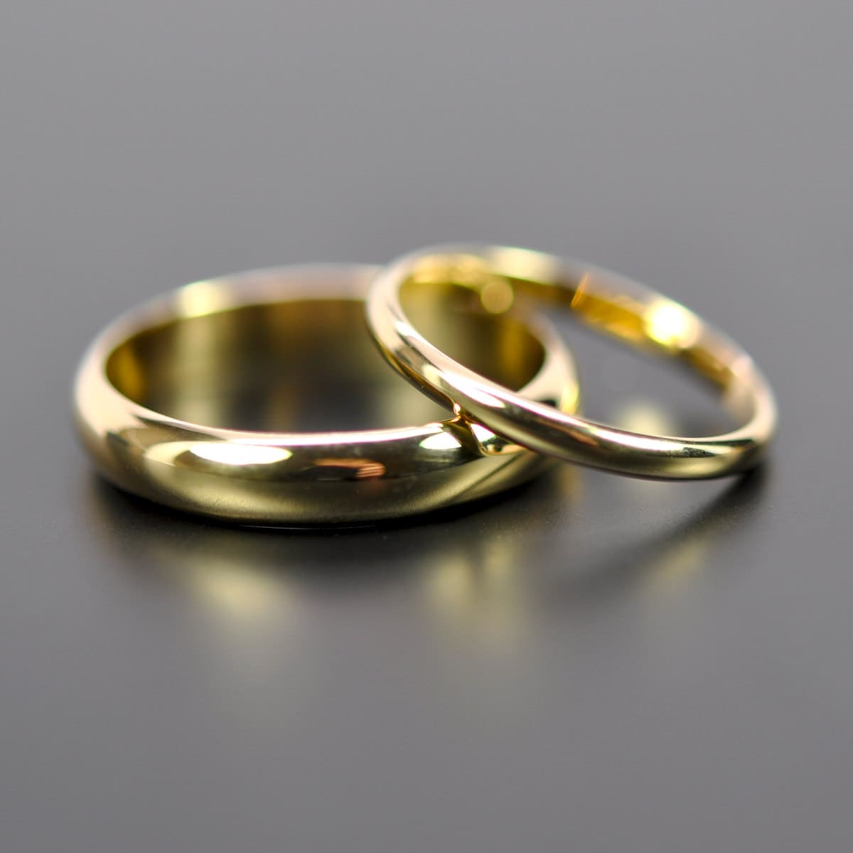 18K Yellow Gold Classic Wedding Band Set His and Hers Rings