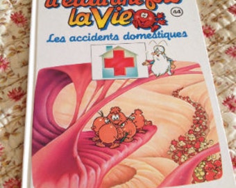 Children's book. he was once life. il était une fois la vie