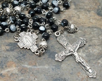 Natural Shell Rosary from Black Tahiti Pearl, 5 Decade Rosary, Catholic Rosary, Miraculous Medal, Black Rosary, Gemstone Rosary