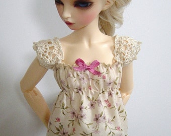Minifee/MNF /Slim MSD/Unoa Top with Lace Sleeves