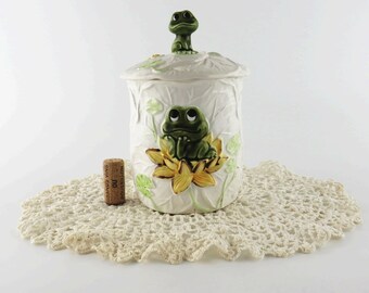 Retro 1970s Neil the Frog Ceramic Cabbage Canister w Lid by Sears & Roebuck Kitschy Kitchen Decor Japan