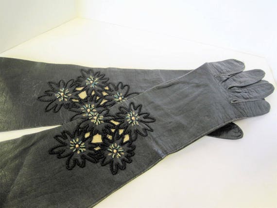Black Cutwork Leather Gloves, Made in France, French Kid Leather, Vintage Size 7, Special Occasion.