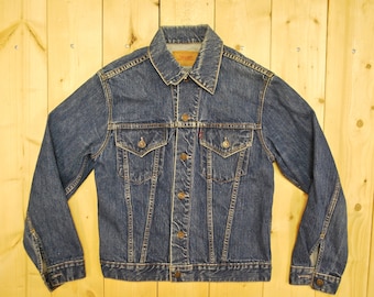 Vintage 1960's/70's LEVIS "BIG E" Type III Trucker Denim Jean Jacket / Retro Collectible Rare