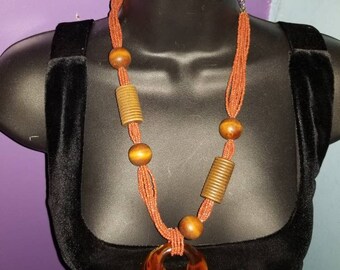 Brown Retro Vintage Necklace