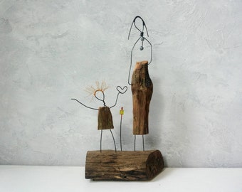 Mother's Day, Wedding couple gift, Office decor, Gift for him, Wire sculpture, Driftwood sculpture, love gift, Anniversary gift, Gift her