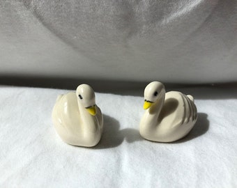 Vintage Pair of Miniature Swans