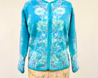 Vintage 1960s Sweater / 60s Diana Turquoise Floral Lambswool Angora Cardigan / Medium