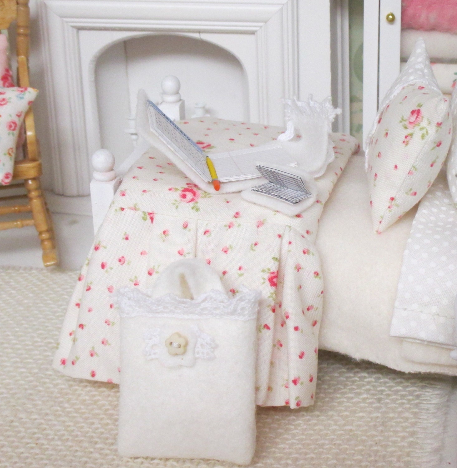 White Wool Tote BagDollhouse Miniature