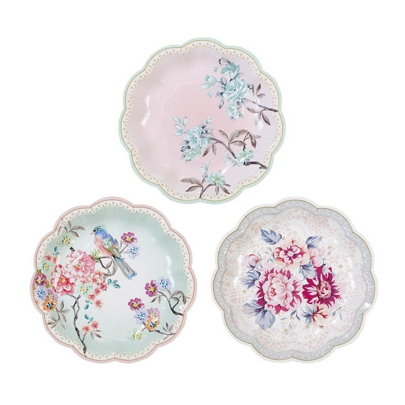 12 charm and romantic party plates/ Pink Rose Paper Plates / 12 charm and romantic party plates/ Pink Rose Paper Plates /