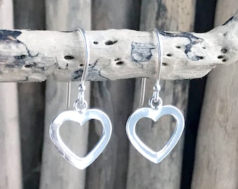 Heart Earrings Dangle PEN144