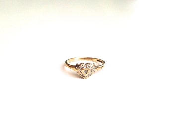 yellow gold heart ring with 5 diamond chips, size 7