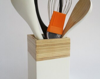 Bamboo Utensil Holder/Kitchen Storage/Kitchen/Utensil Caddy/Kitchen Decor/Bamboo Utensil Crock/Spoon Holder/Utensil/Box/Kitchen Utensils