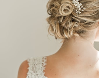 Bridal Hair Comb, Bridal Hairpiece, Pearl Hair Comb, Floral Hair Comb, Wedding Hairpiece