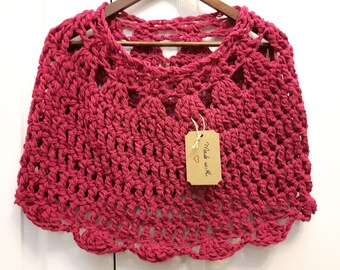 Crochet poncho, cape, capelet