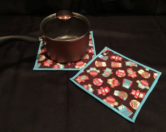 Owl Quilted, Insulated Pot Holder Set