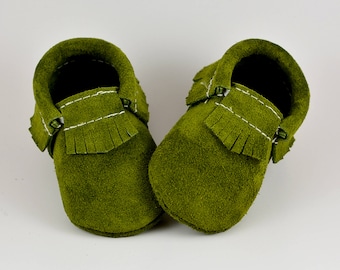 Moss Moccasins, Baby Moccasins, Olive Green, Baby Moccs, Toddler Moccs, Baby Shoes, Handmade Moccs, Leather Moccs, Fall, Autumn, Suede Moccs