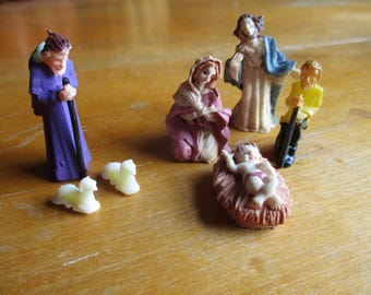 Vintage Nativity Creche Miniature Mary, Baby Jesus, Joseph 7 Pieces Plastic Mini Dollhouse