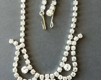 Gorgeous Vintage Rhinestone Necklace