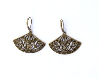 Floral Earrings, Fan Earrings, Romantic Jewelry, Vintage Style, Gift for Her, Jewelry Under 20, Wedding Jewelry, Simple Leverback Earrings