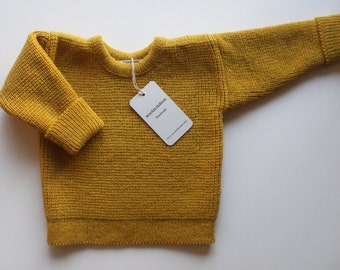 Babies/Children's knitted lambswool sweater with oak buttons/jumper/cardigan/pink/blue/gray/natural