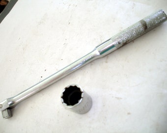 Vintage Fleet 3/8" Breaker Bar 1270 and 1224 3/4 3/8" Socket