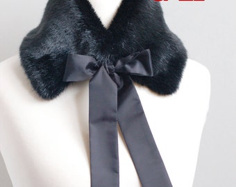 Christmas SALE 10% OFF Black faux fur collar. Fake fur collar. Faux fur neck warmer
