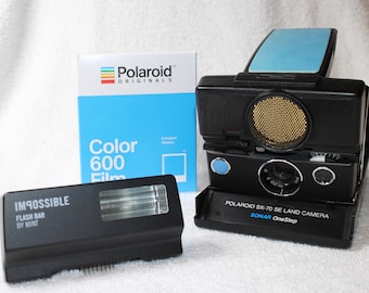 Rebuilt Polaroid SX70 Autofocus Bundle - Updated to use 600 Film Cartridges - New Flash, Film and Frog's Tongue Included