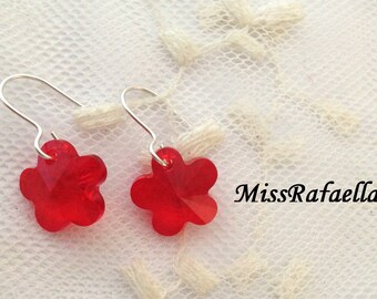 Swarovski Elements Silver 925 flower earrings.