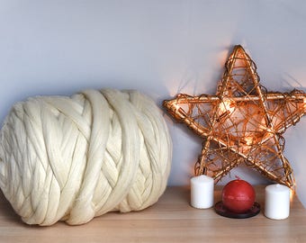 4.4lbs 2kg Merino Wool 21 Micron Giant Bulky Yarn In Natural White Color Nuno Needle Felting 100% Natural Eco-Friendly Roving Spinning Fiber