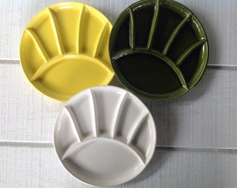 3 Vintage 9.5" stoneware Fondue plates, Sushi plates, avocado green, yellow and white grill plates, Mid century pottery, divided plates
