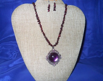 Handbeaded Garnet Necklace & Earrings