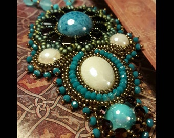 Necklace with turquoise flower motif LA CASTELLANA