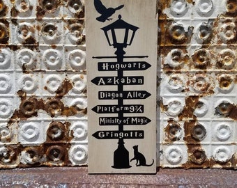 Harry Potter Street Post sign wall decor, Azkaban Diagon Alley Ministry Magic Hogwarts 9 3\4 direction sign, Harry Potter lamp post sign,