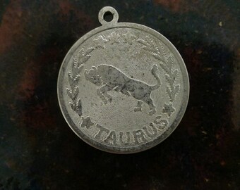 Vintage sterling silver taurus the bull zodiac astrology charm necklace pendant or key chain charm