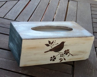 Wooden tissue box cover, rectangular wood kleenex box , rustic facial tissue box , nature lover gift, bedroom decor , gift for bird lovers