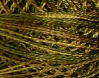 Valdani, Size 12, P2, Valdani Perle Cotton, Olive Green, Punch Needle, Embroidery, Penny Rugs, Primitive Stitching, Sewing Accessory