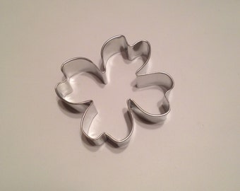 Dogwood Blossom Cookie Cutter
