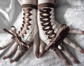 Airship Maiden Victorian Corset Laced Up Fingerless Gloves | Ivory Cream Floral Lace | Wedding Vampire Aviator Regency Lolita Bohemian Goth