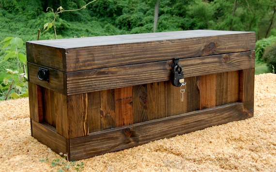 Jacobean Chest with Lock/ Hope Chest/ Wooden Trunk/ Coffee